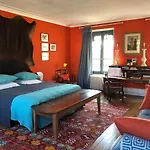 Bed In Versailles - Villa De La Piece D\'Eau Des Suisses